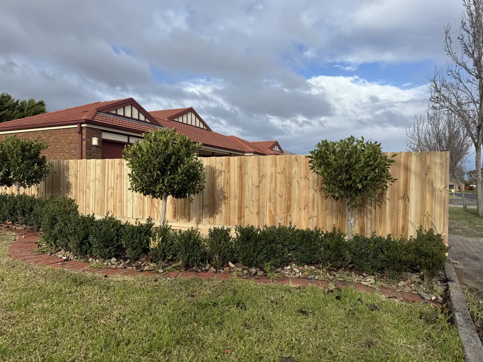 Garden paling fence — APS Pro Fencing